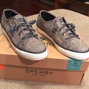 Sperry tennis shoes